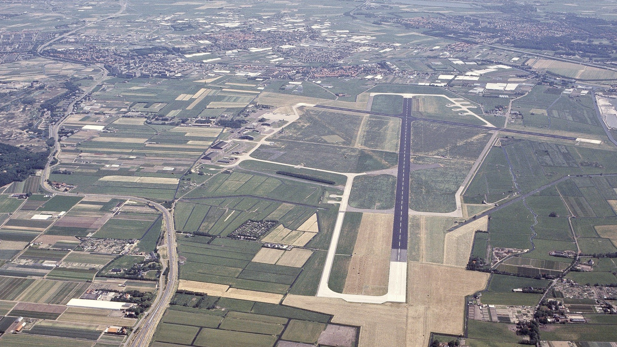 Luchtfoto van MVKV 1975