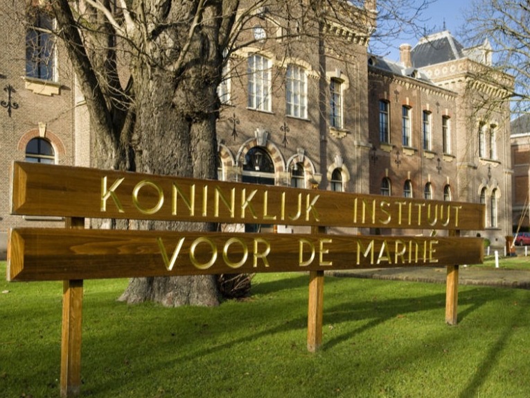 Hoofdgebouw van Koninklijk Instituut voor de Marine KIM